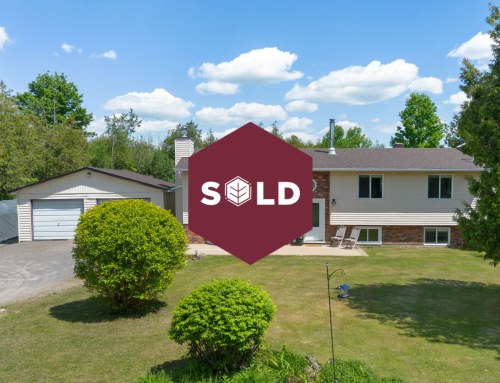 645 Code Dr, Smiths Falls